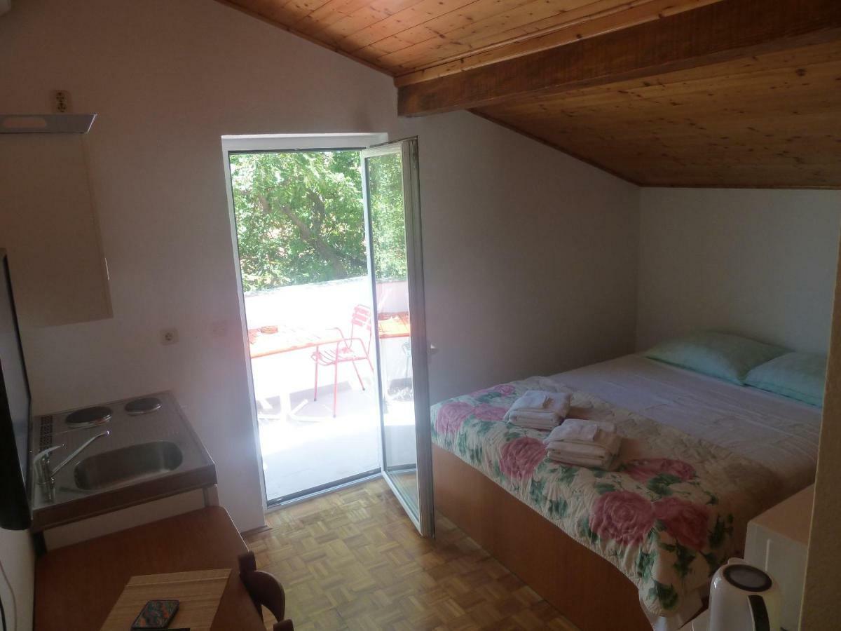 Apartment Mrkic Biograd Na Moru Exterior foto